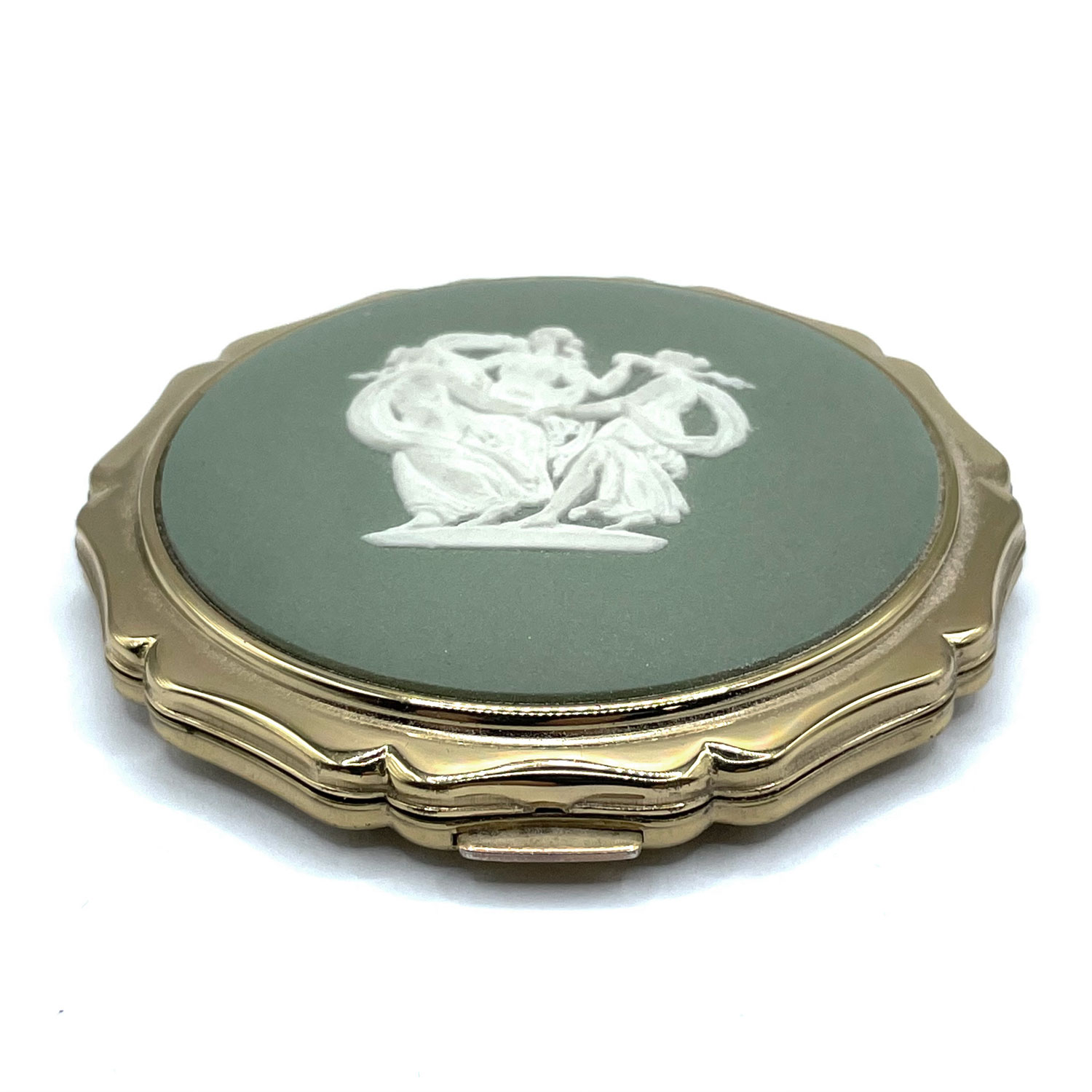Vintage Stratton Wedgwood compact