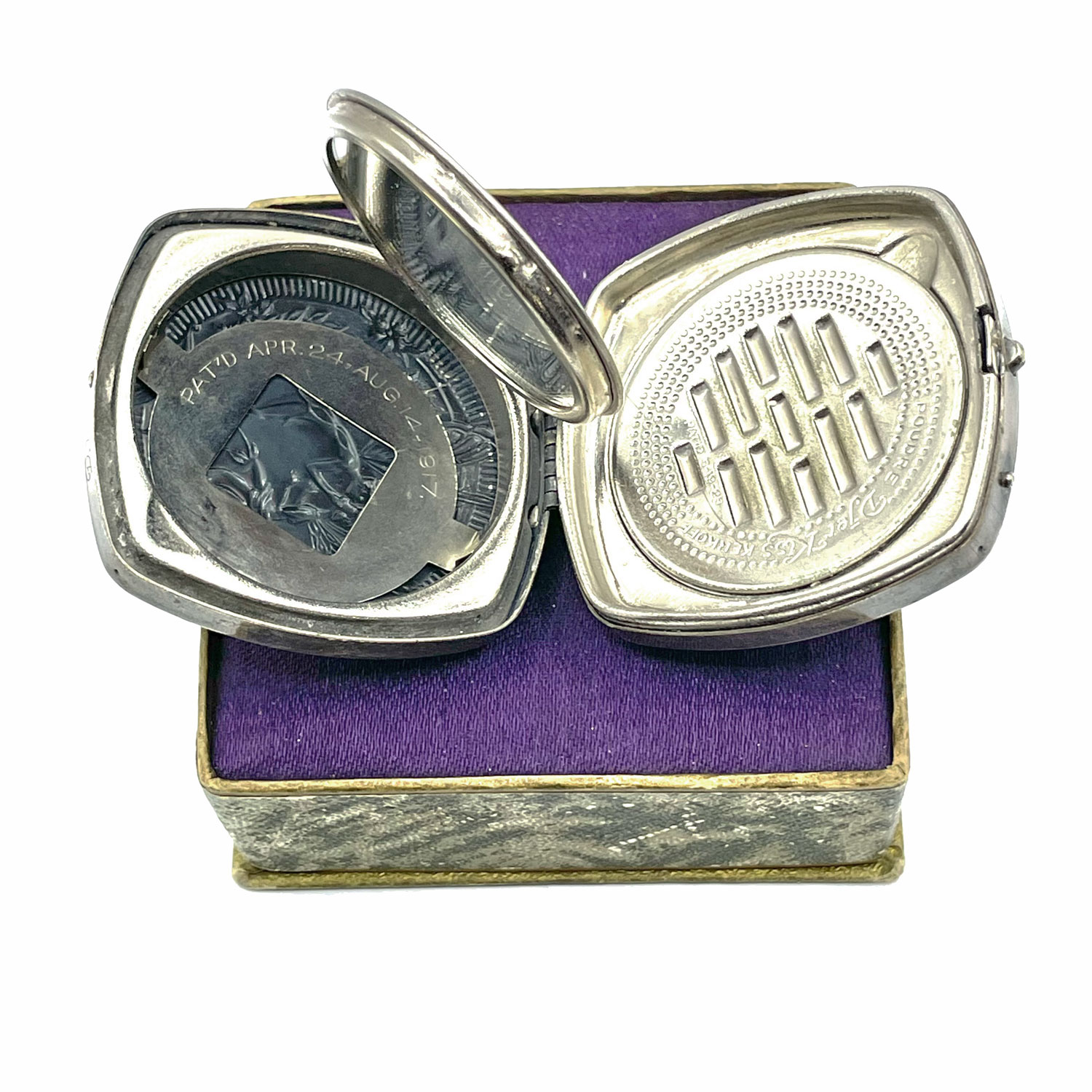 1920s Djer Kiss compact