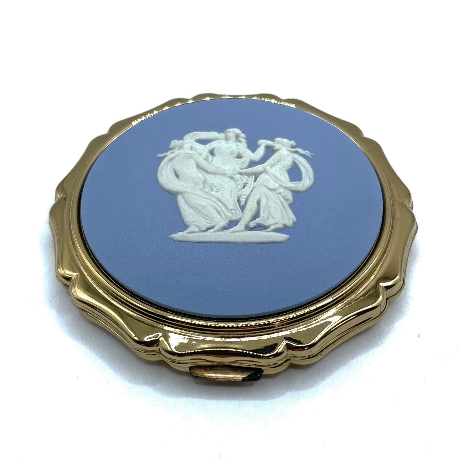 Vintage Stratton Wedgwood compact