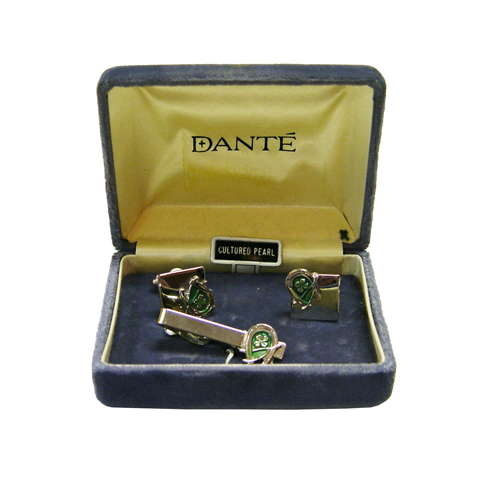 lucky vintage cuff link set