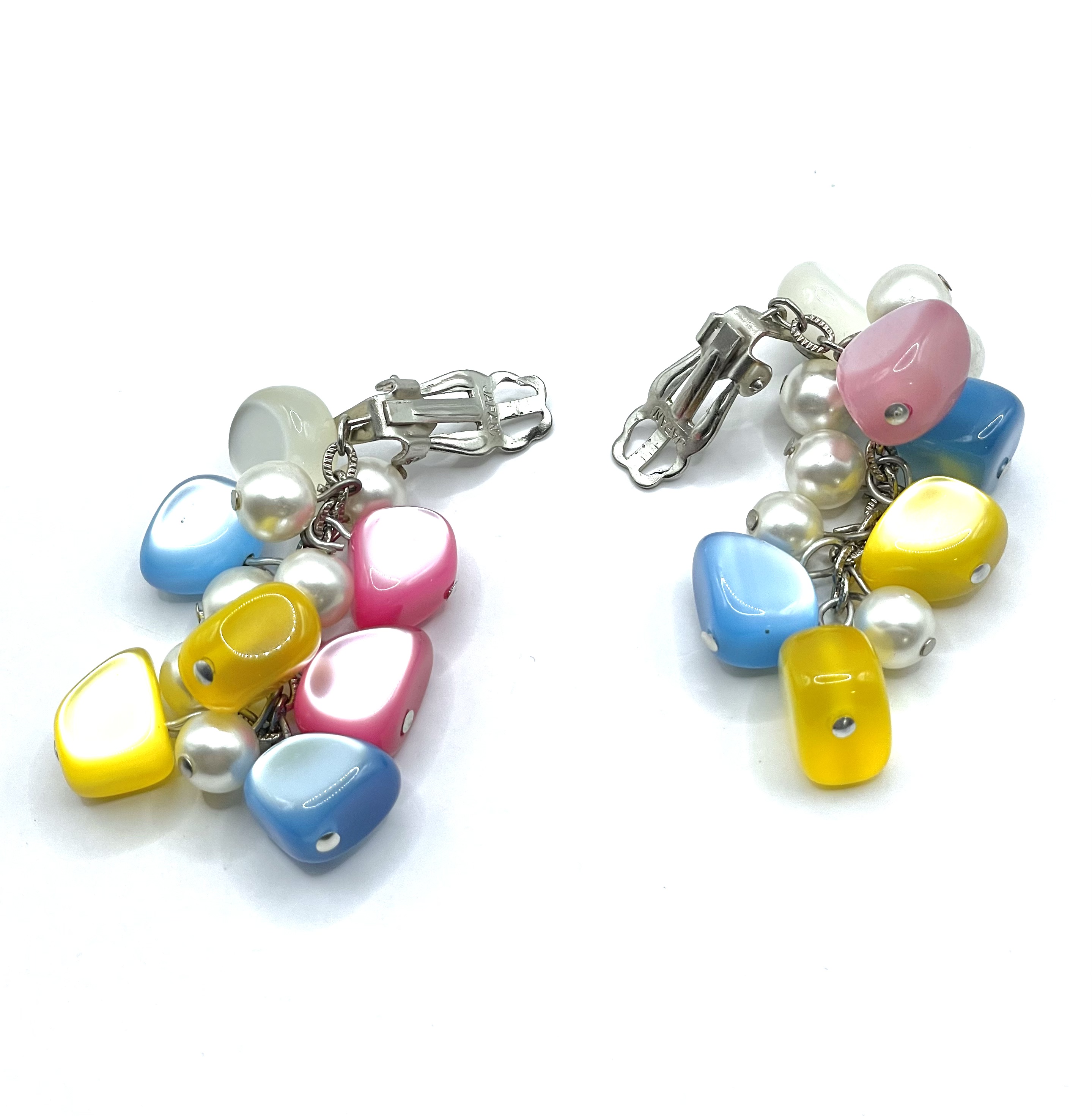 vintage moon glow lucite earrings