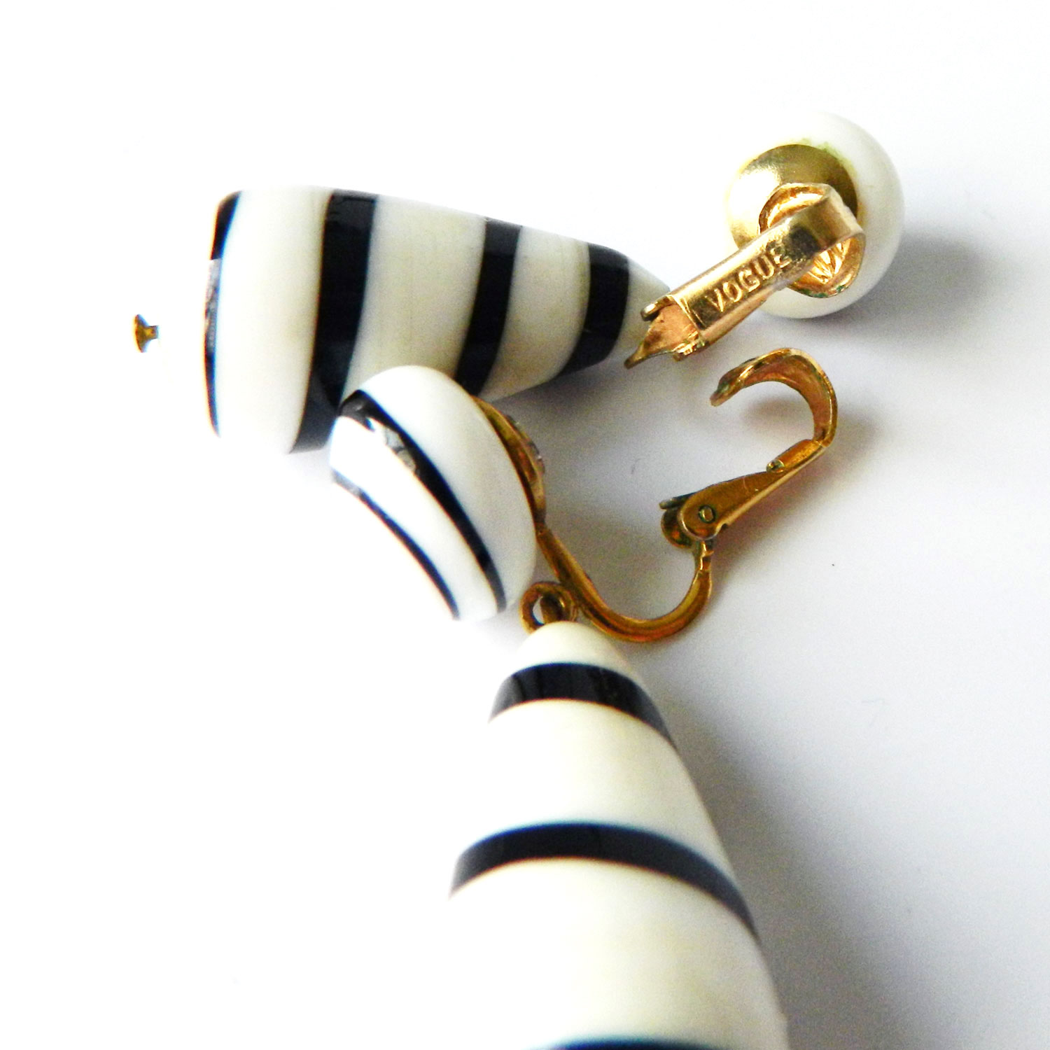 Vogue black and white drop earrings