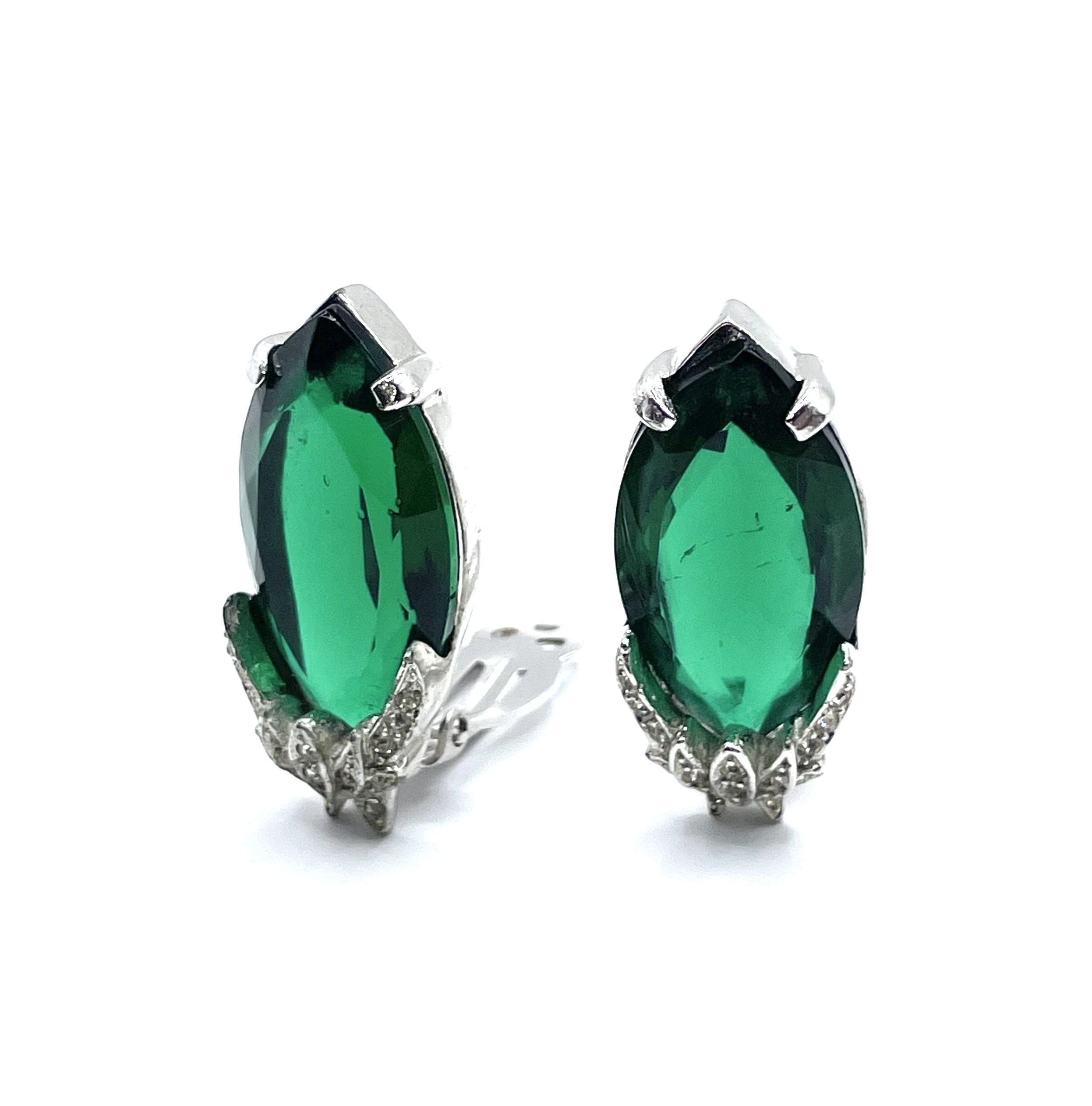 emerald green earrings