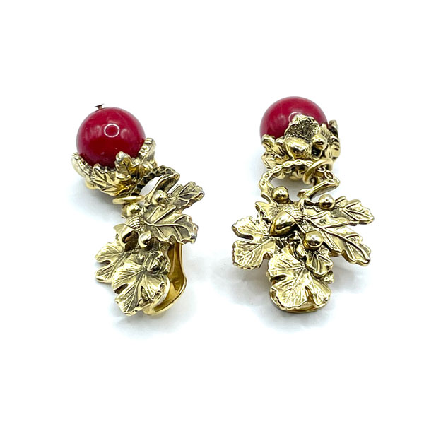 Grey lucite flower earrings