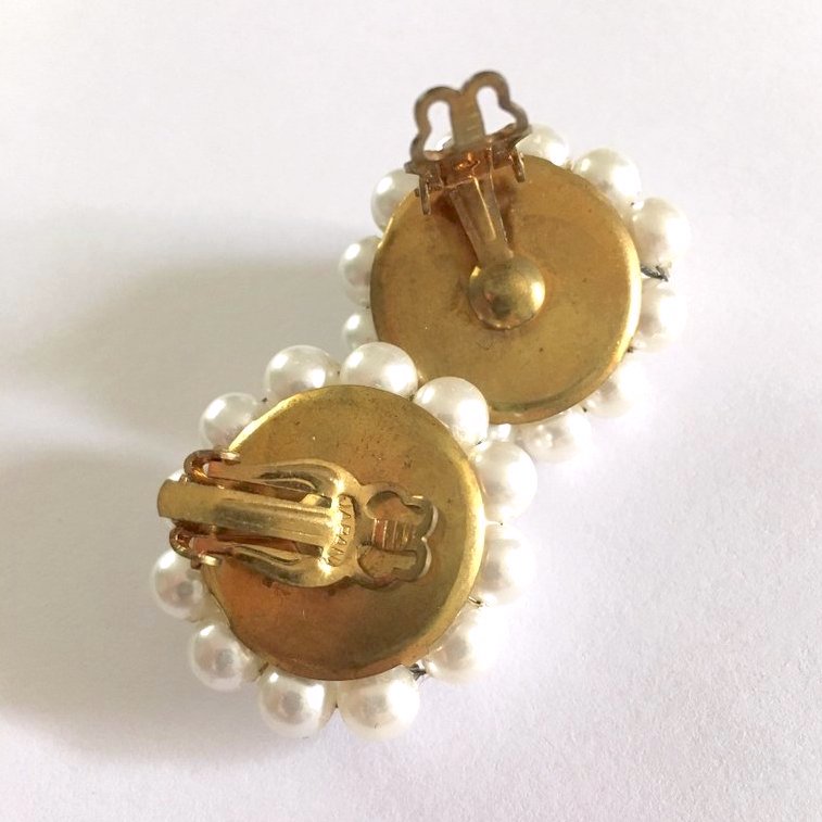 Vintage pearl earrings