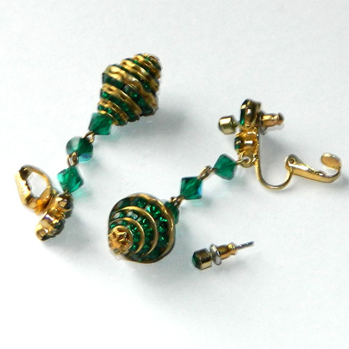 Green rhinestone drop earrings