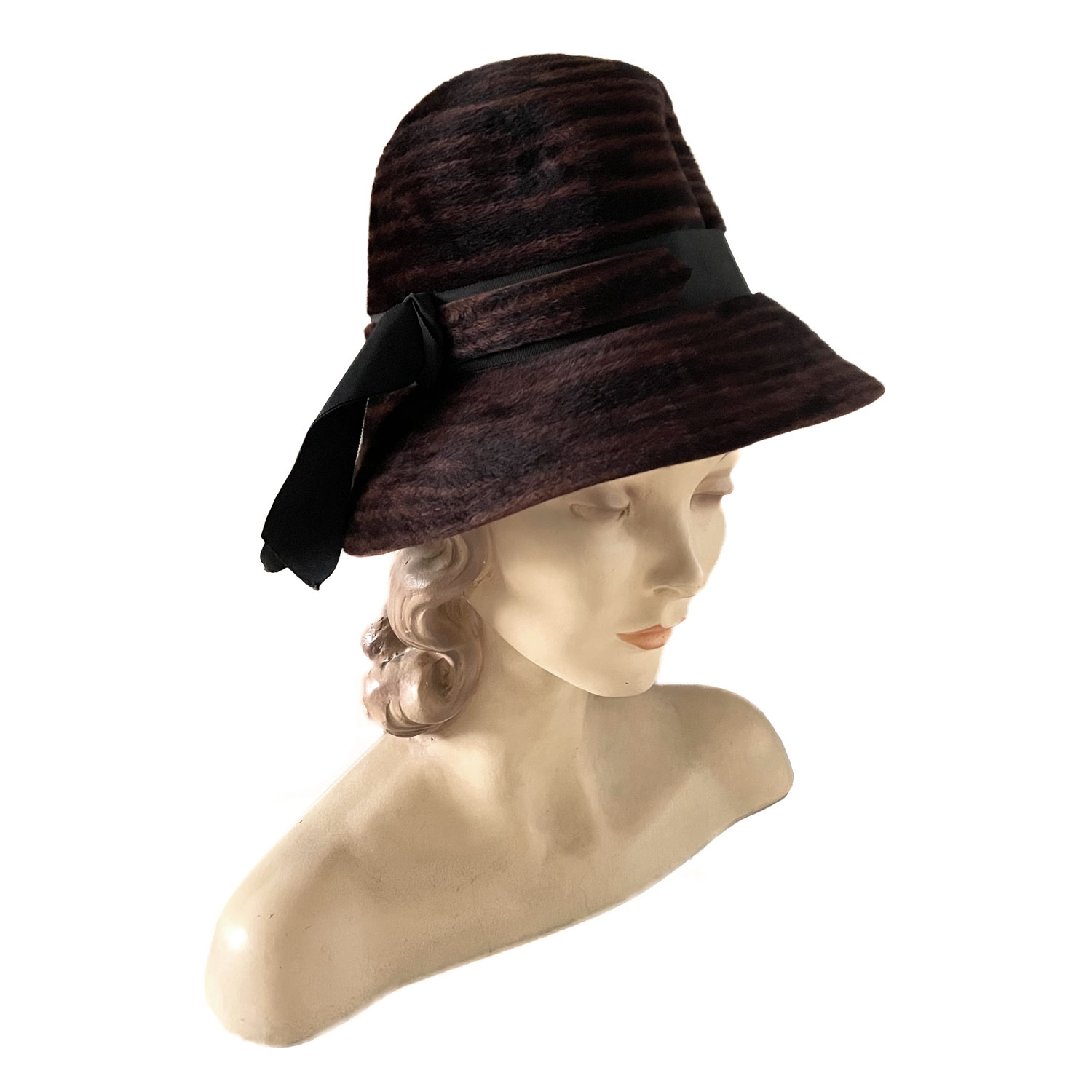 1960s Schiaparelli velour hat