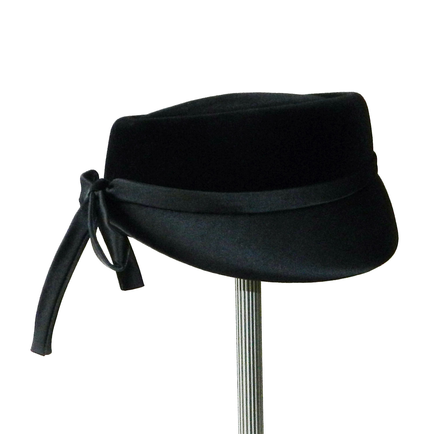 1960s black velvet pillbox hat