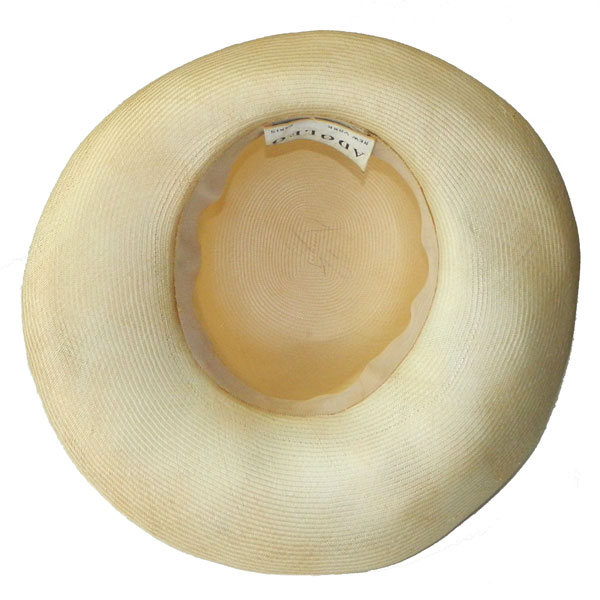 Adolfo hat
