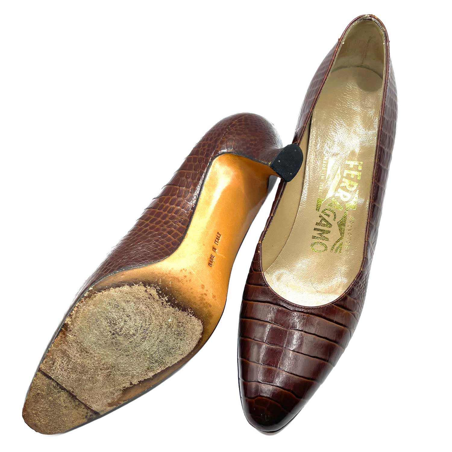 Vintage Ferragamo pumps