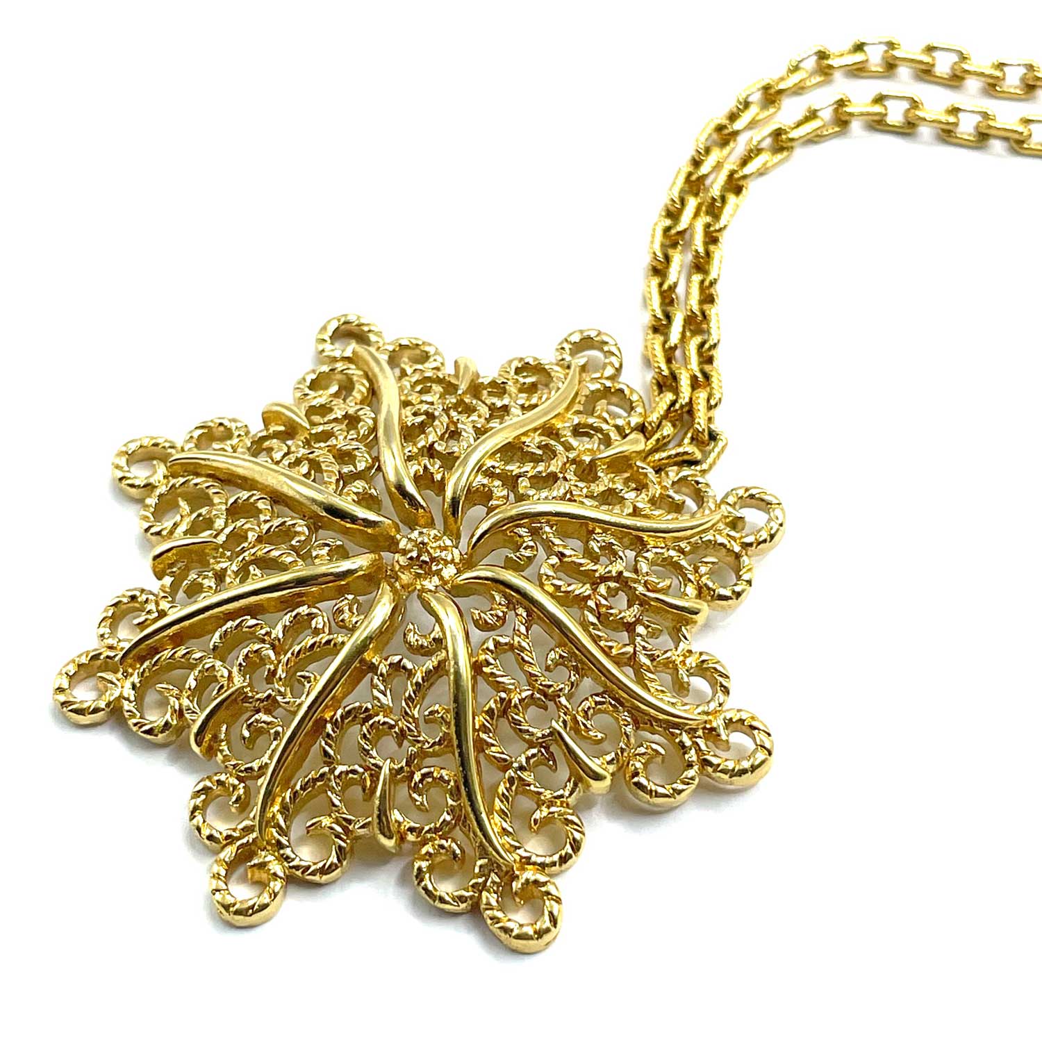 Monet pendant necklace