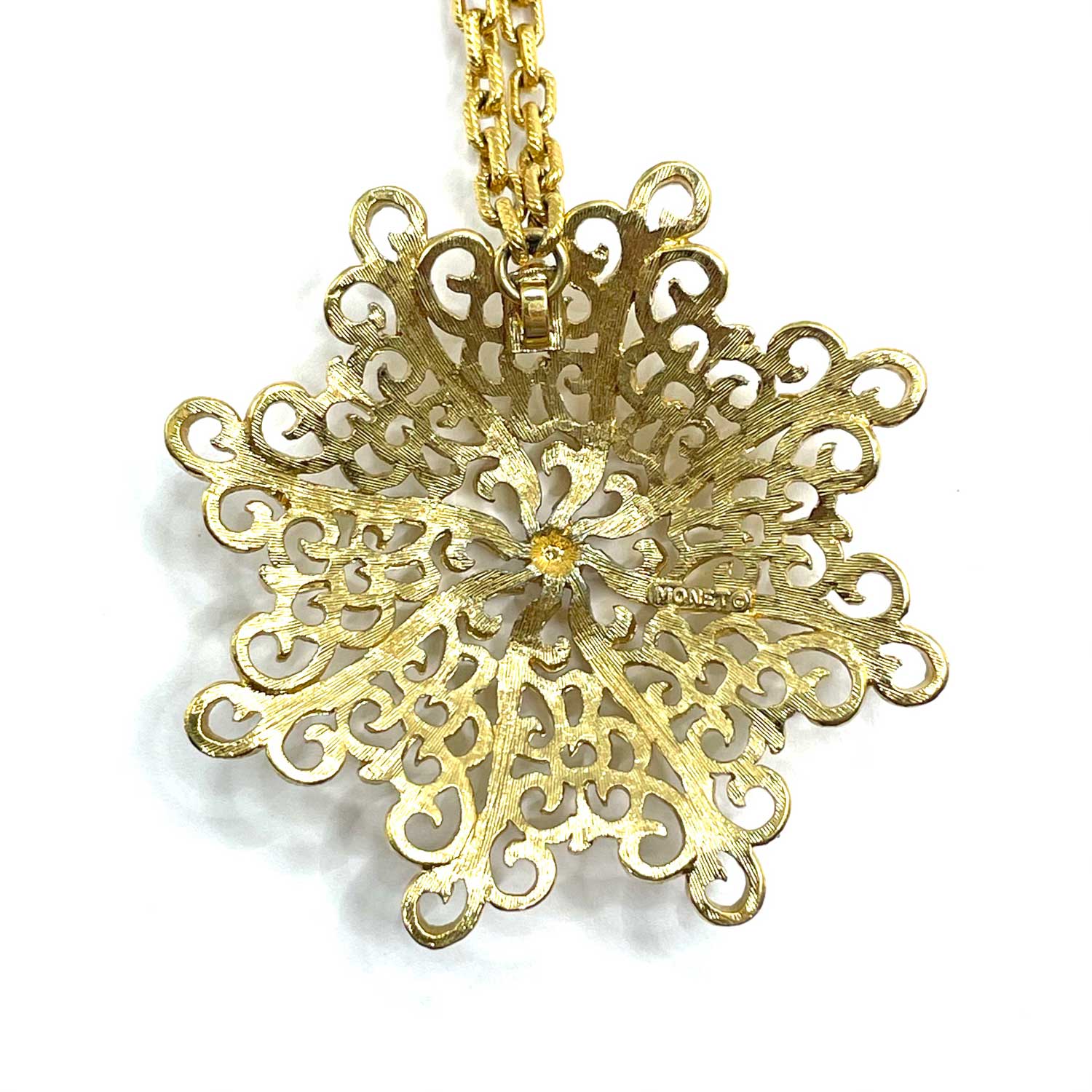 Monet pendant necklace