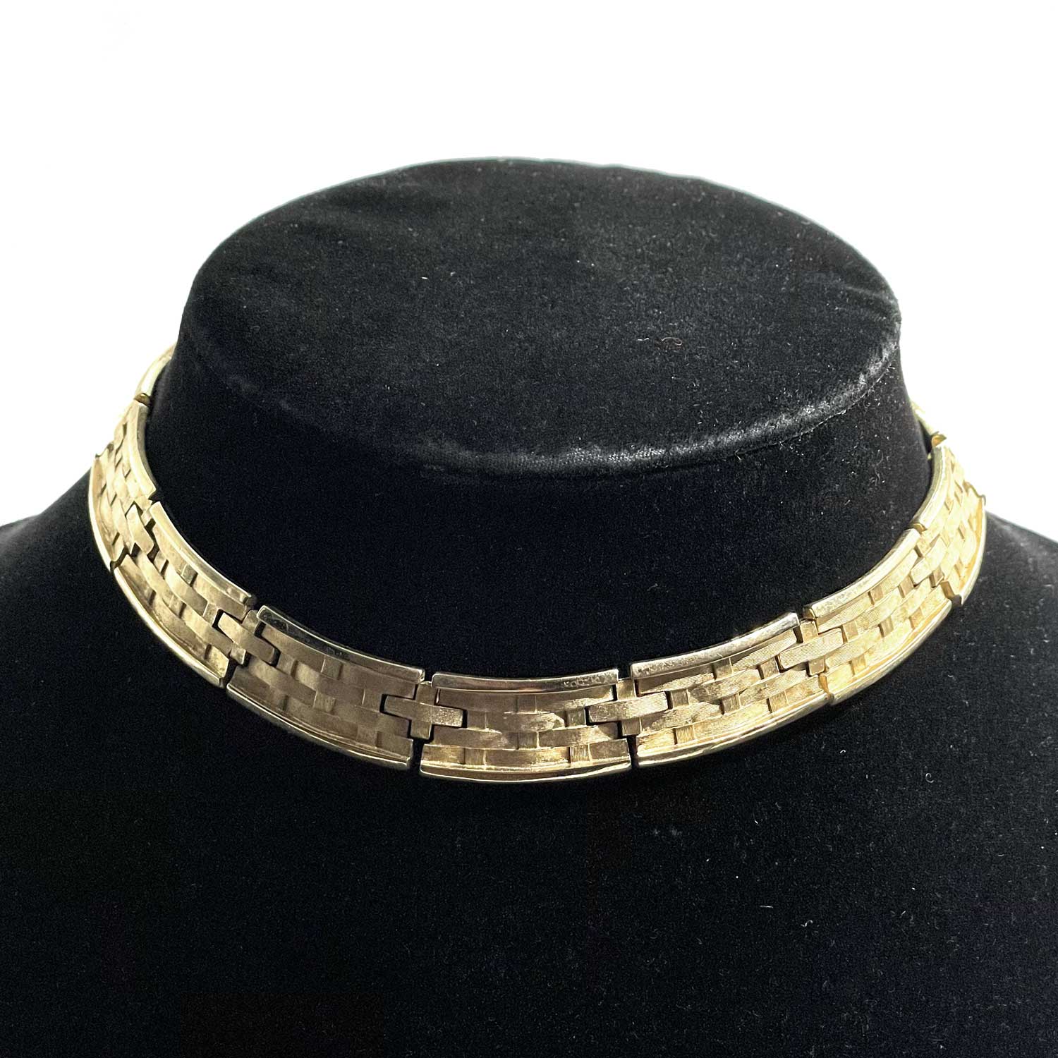 Trifari choker necklace