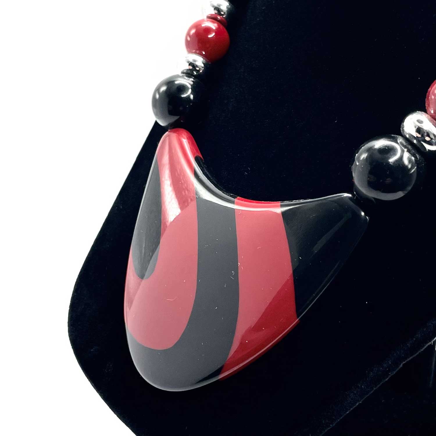 1980s Jeanne Lucite Necklace