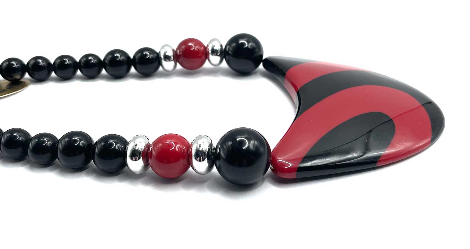 1930s celluloid bead necklace