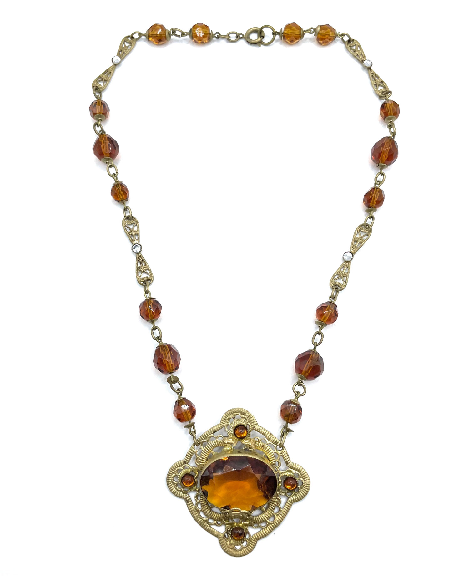 1930s beaded pendant necklace