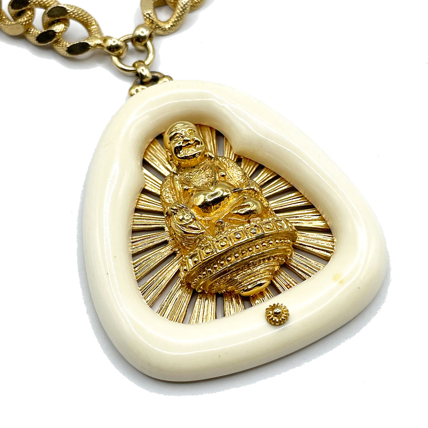Nettie Rosenstein pendant necklace