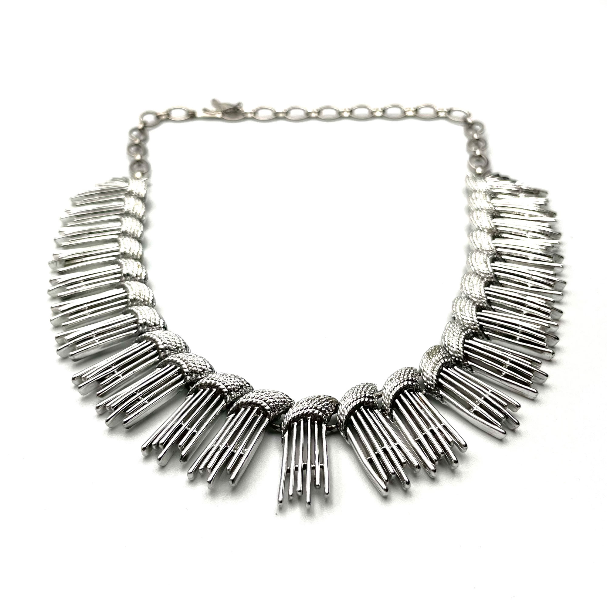 Sarah Coventry necklace
