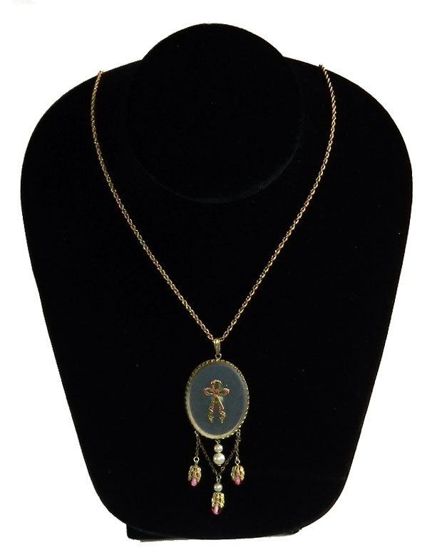Antique art nouveau pendant necklace