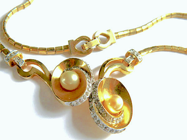 1940's Kramer necklace