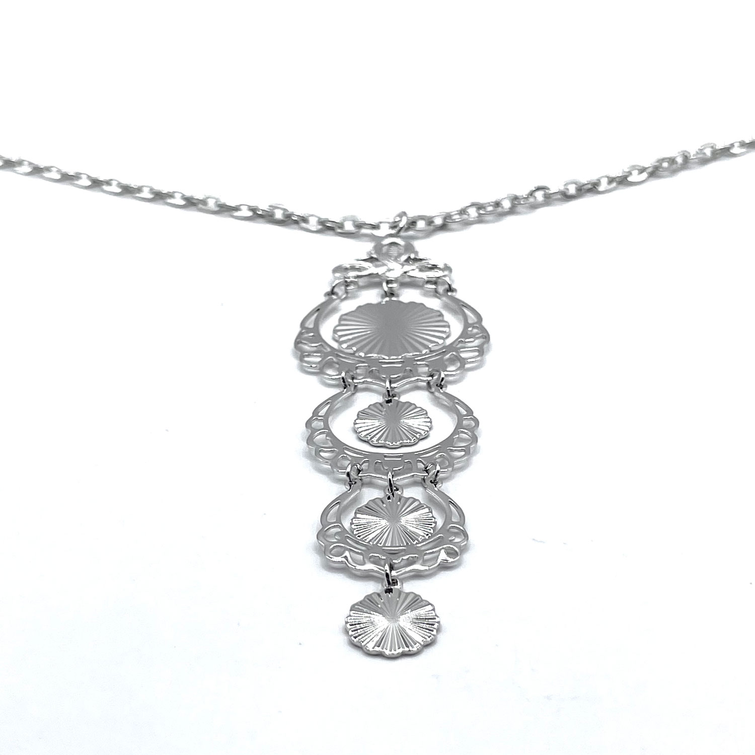 Sarah Coventry pendant necklace