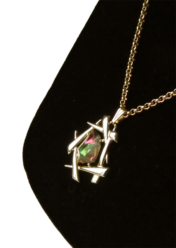Sarah Coventry rhinestone pendant necklace