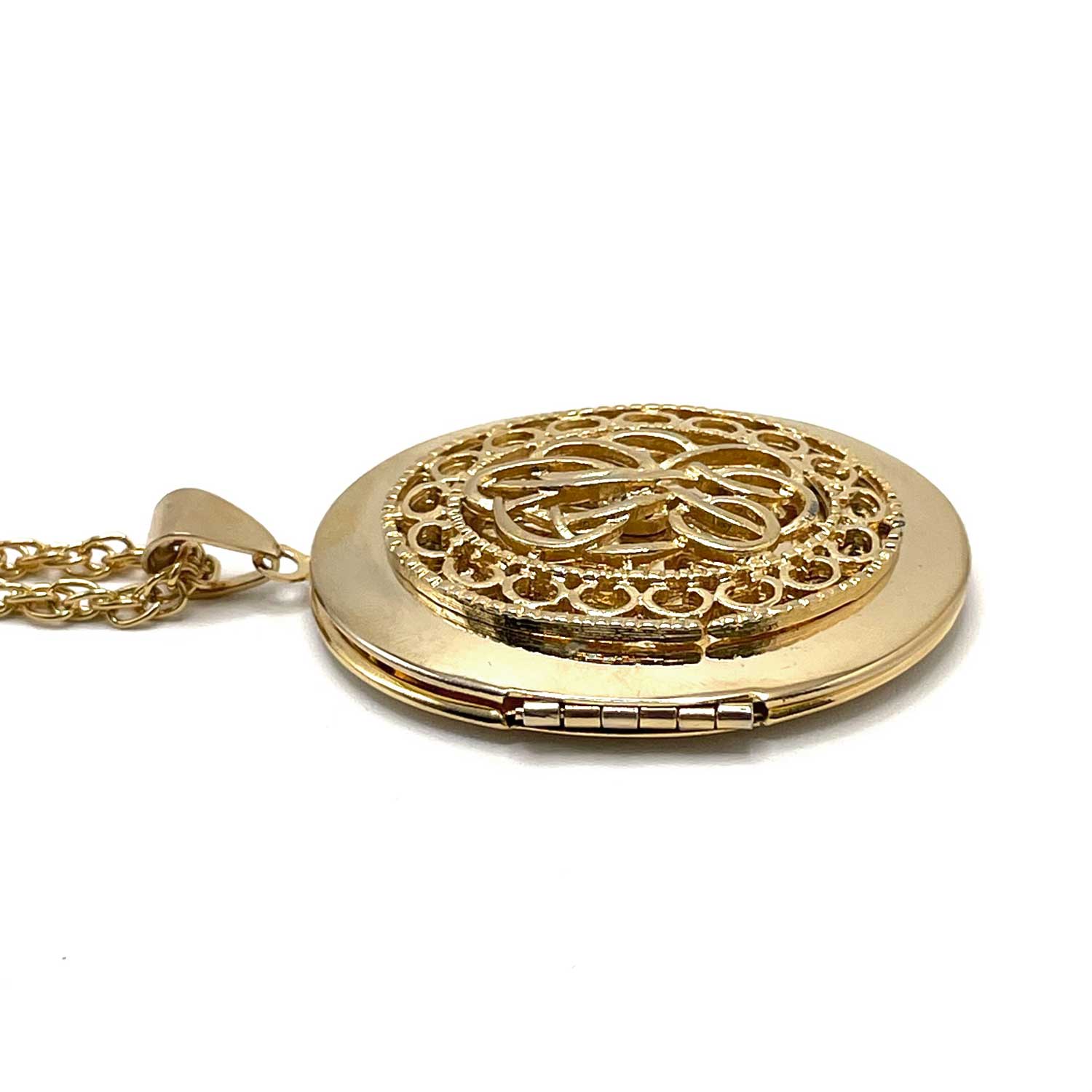 Sarah Coventry locket