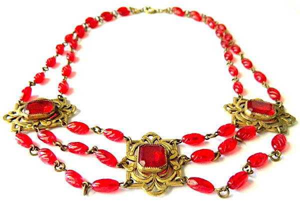 1930's red bead necklace