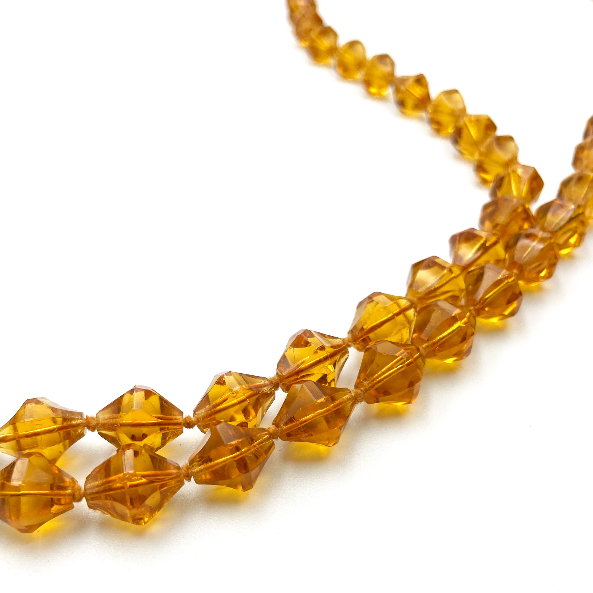 1920s Art Deco beaded sautior necklace