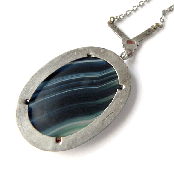 Art Deco blue agate pendant necklace