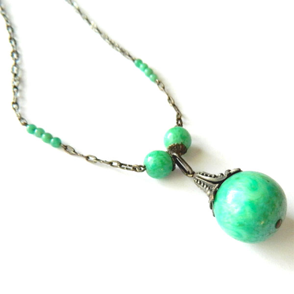 1920's art deco necklace