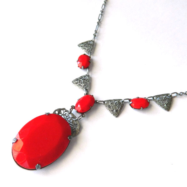 1920s Art Deco pendant necklace