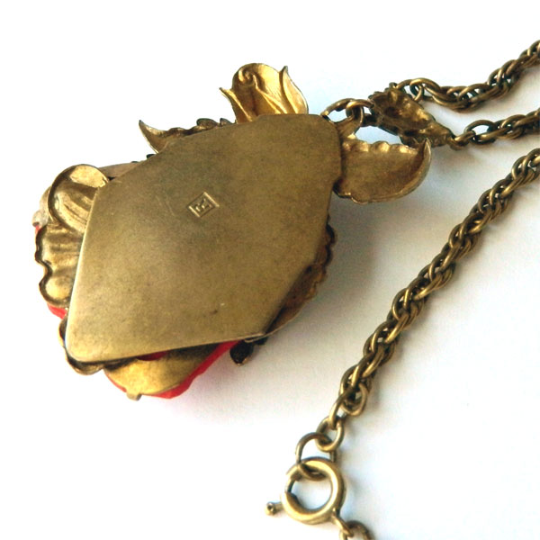 1930's floral pendant necklace
