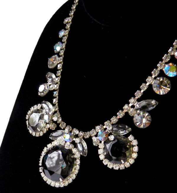 vintage rhinestone necklace