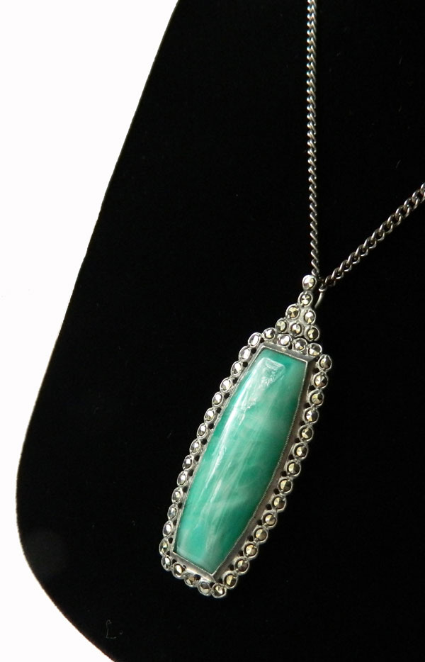 Antique art deco pendant necklace