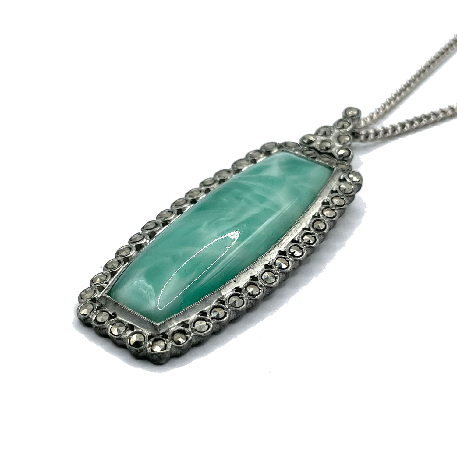 1930s Art Deco pendant necklace