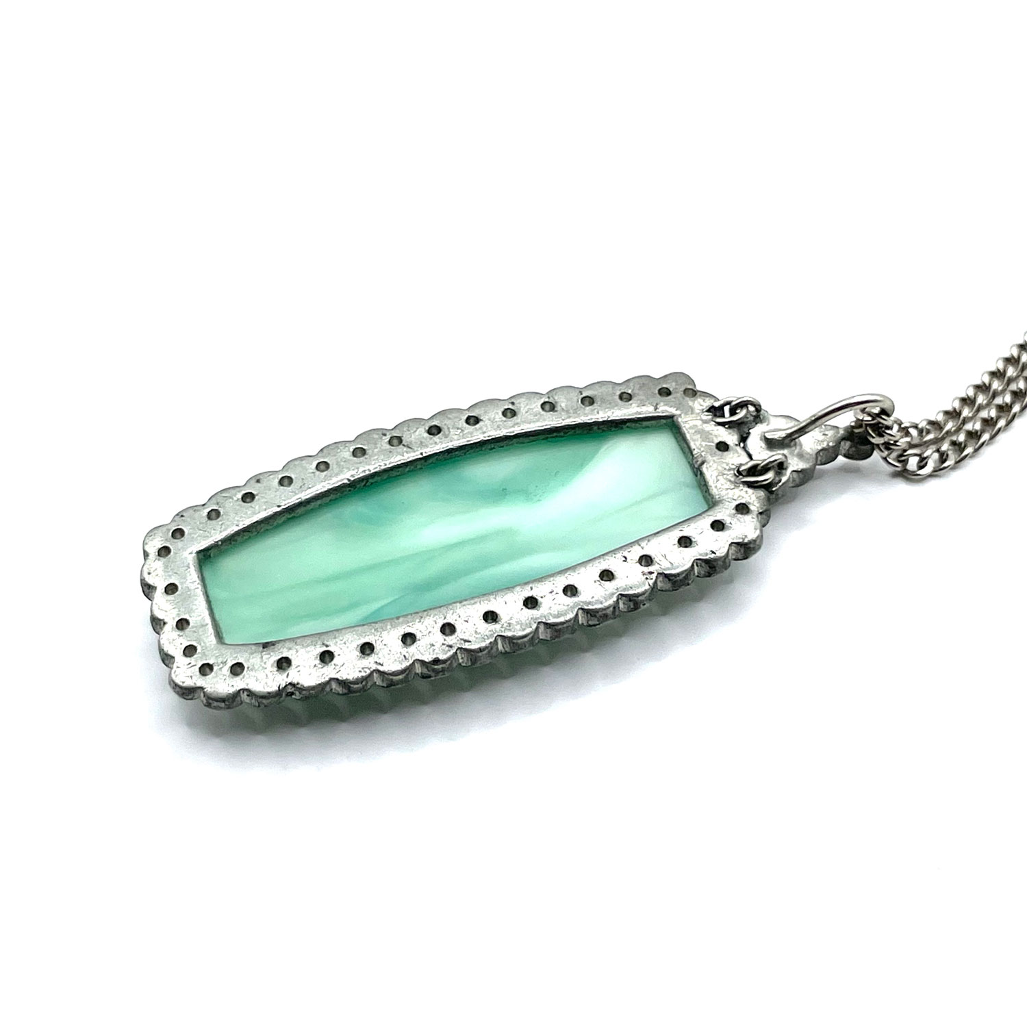 Art deco pendant necklace