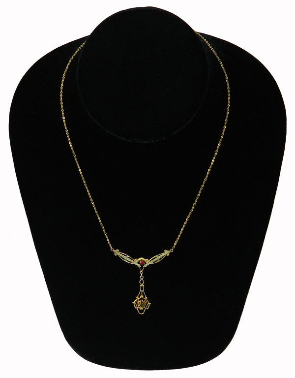 Antique pendant necklace