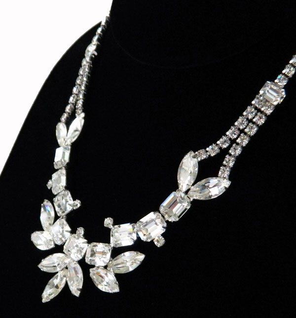Weiss rhinestone necklace