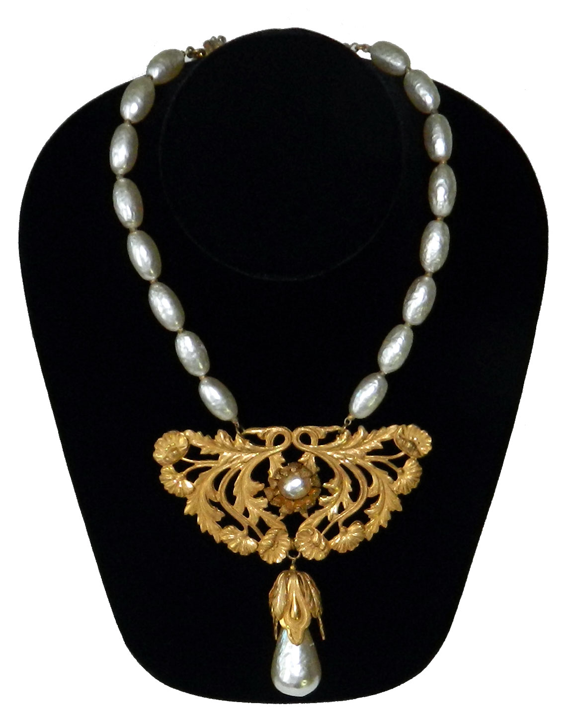 Miriam Haskell pendant necklace