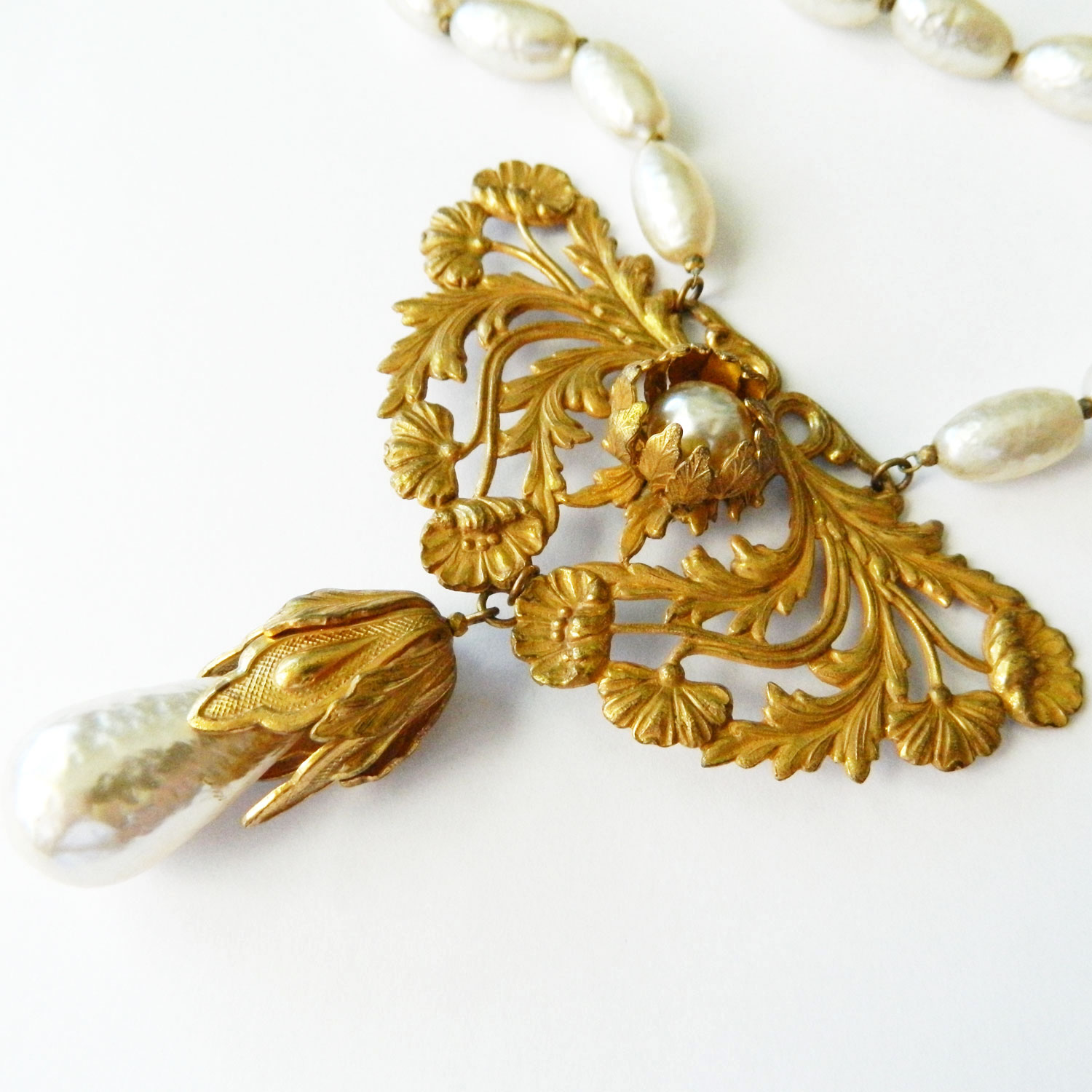 Miriam Haskell pendant necklace