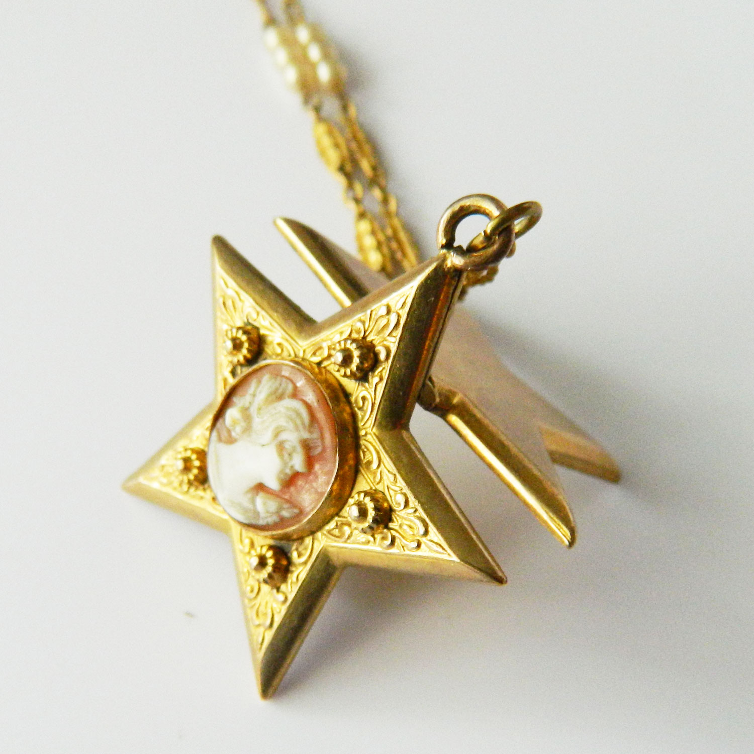 star locket