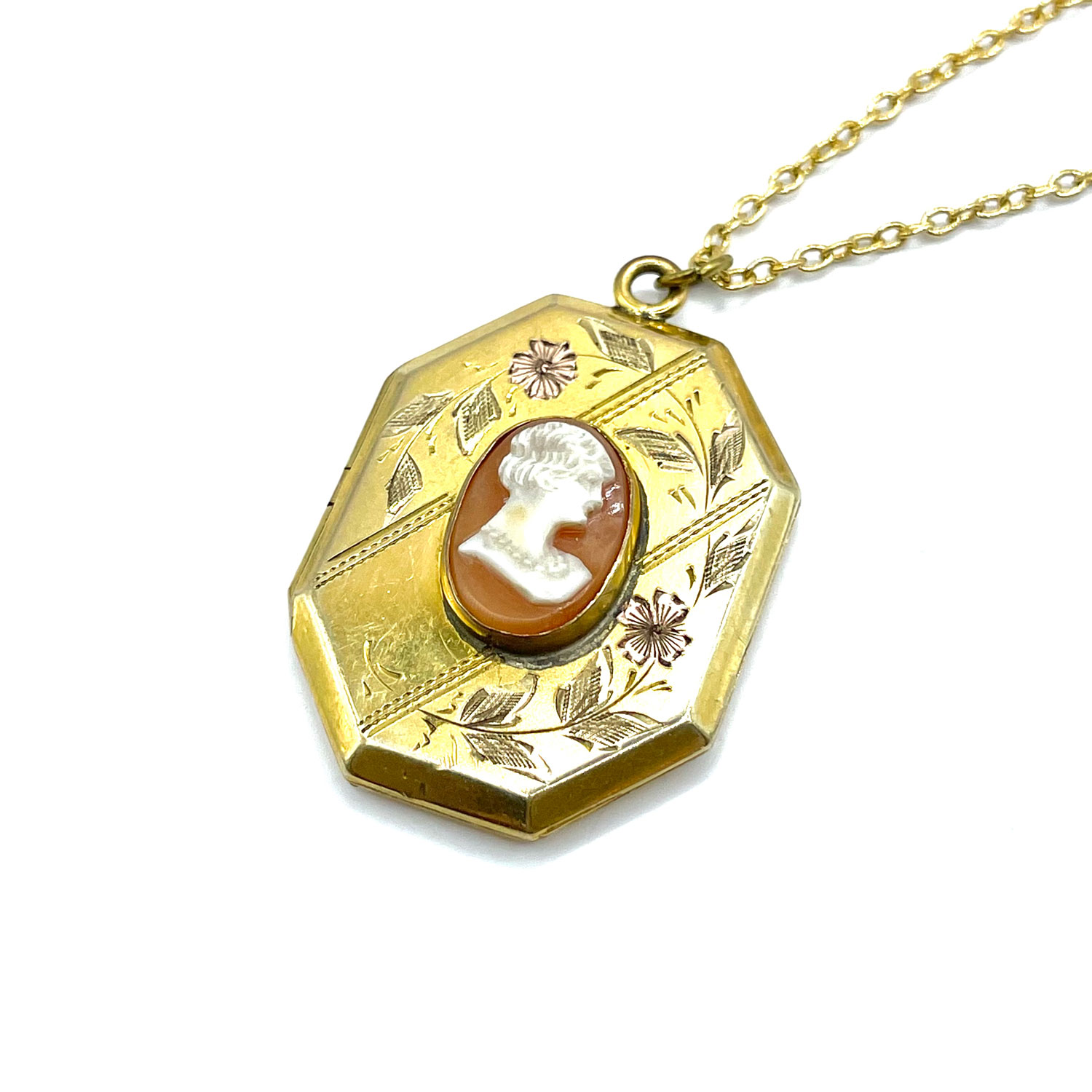 Genuine shell cameo locket
