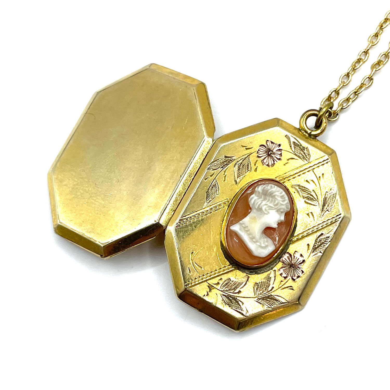 cameo locket