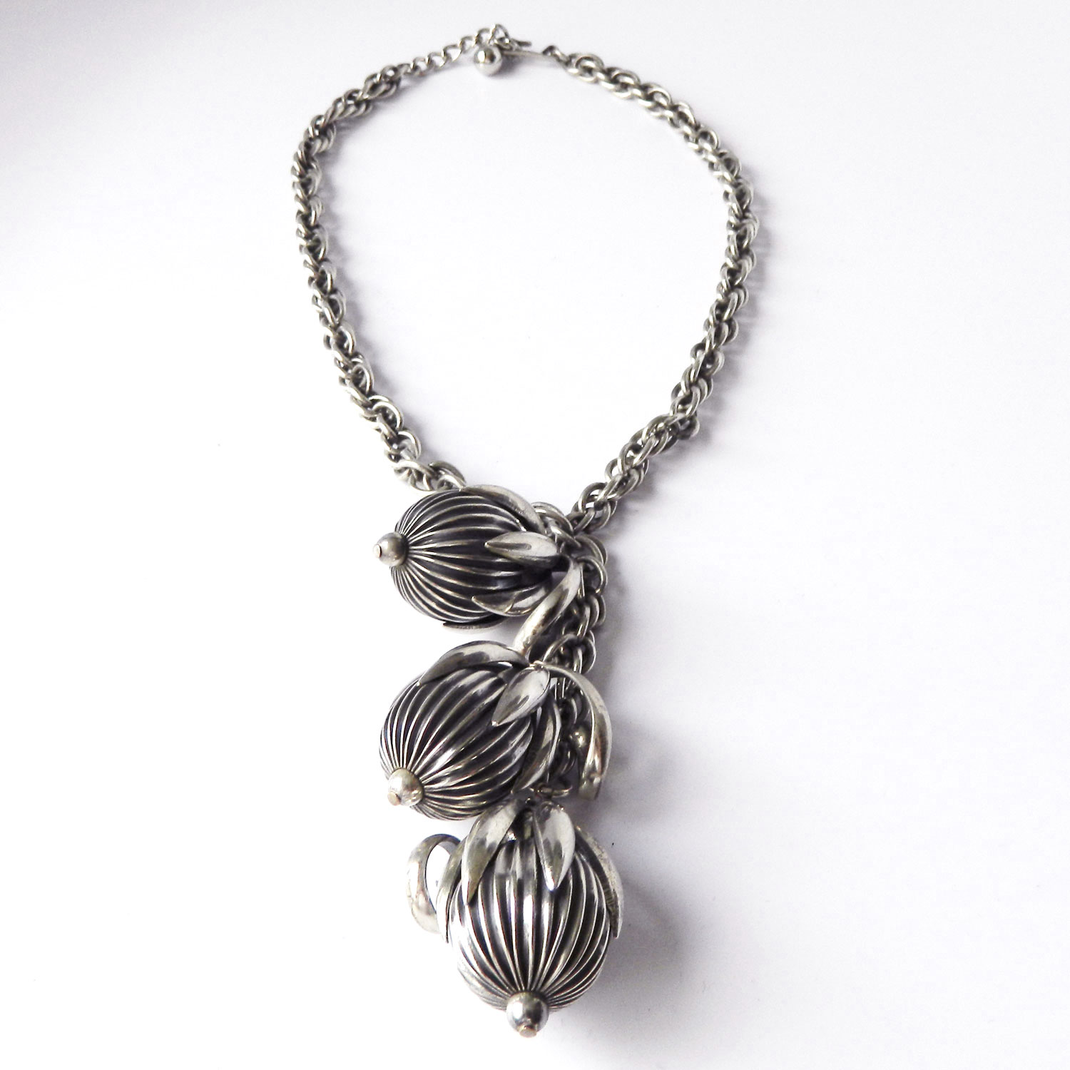Napier pendant necklace