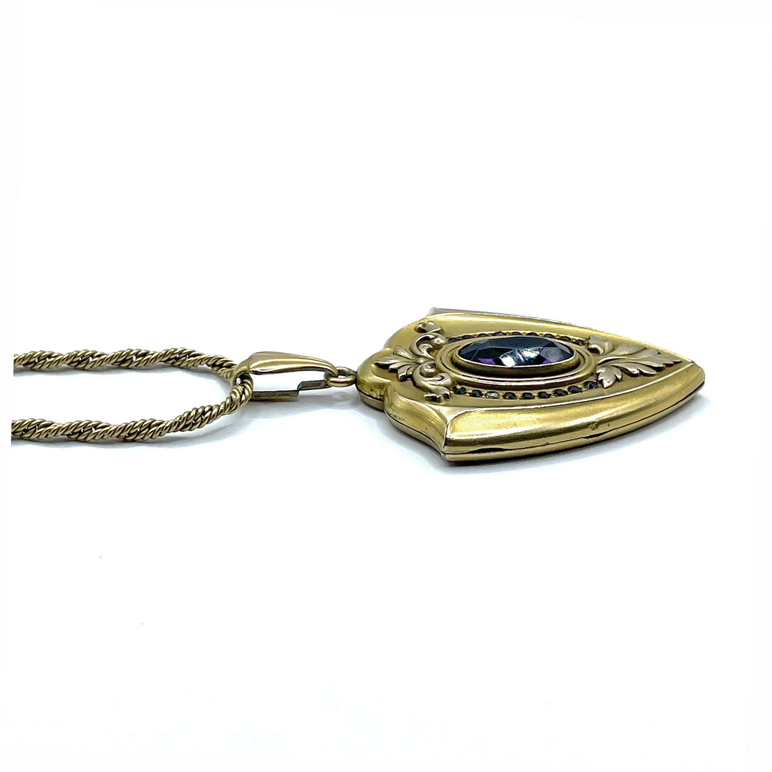 Victorian Art Nouveau locket