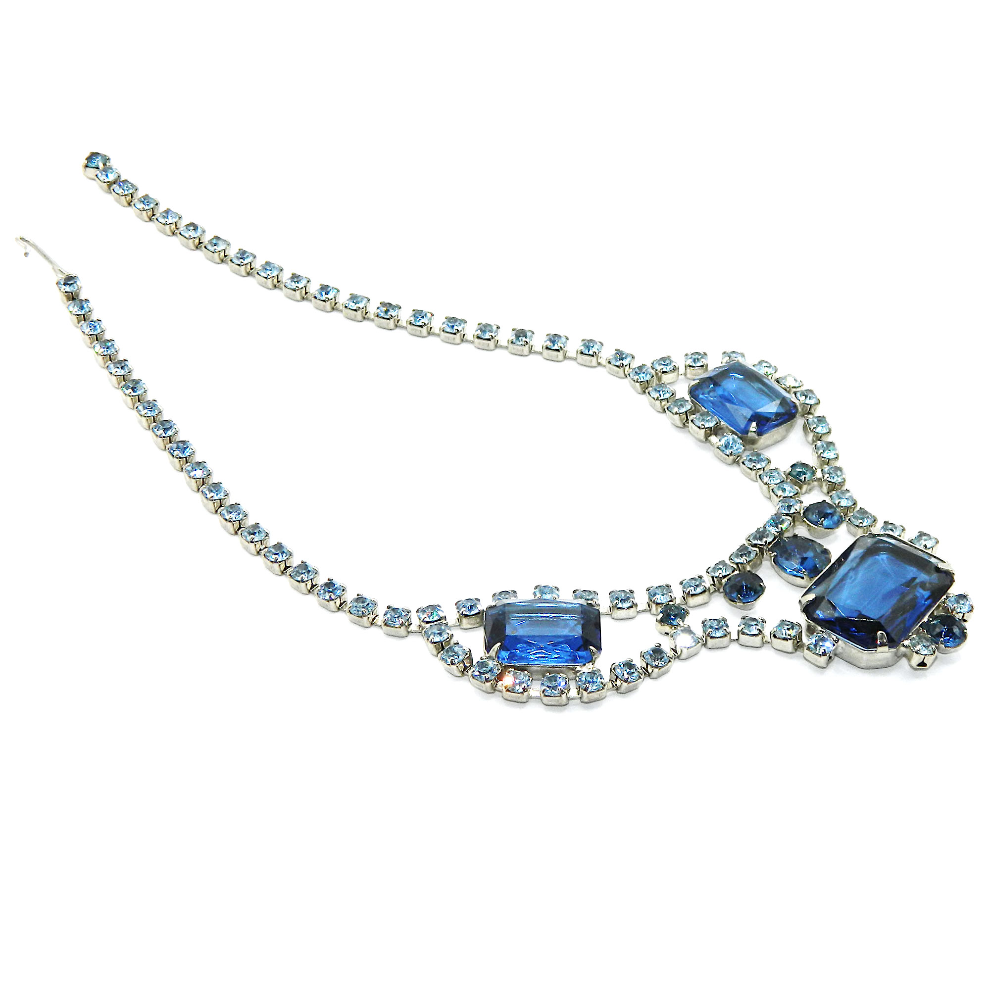 1950s blue rhinestone necklace