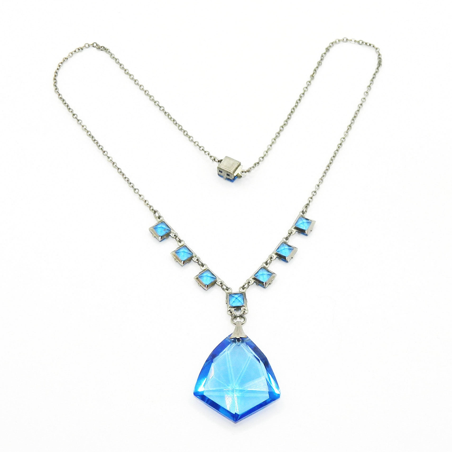 1920s Art Deco pendant necklace
