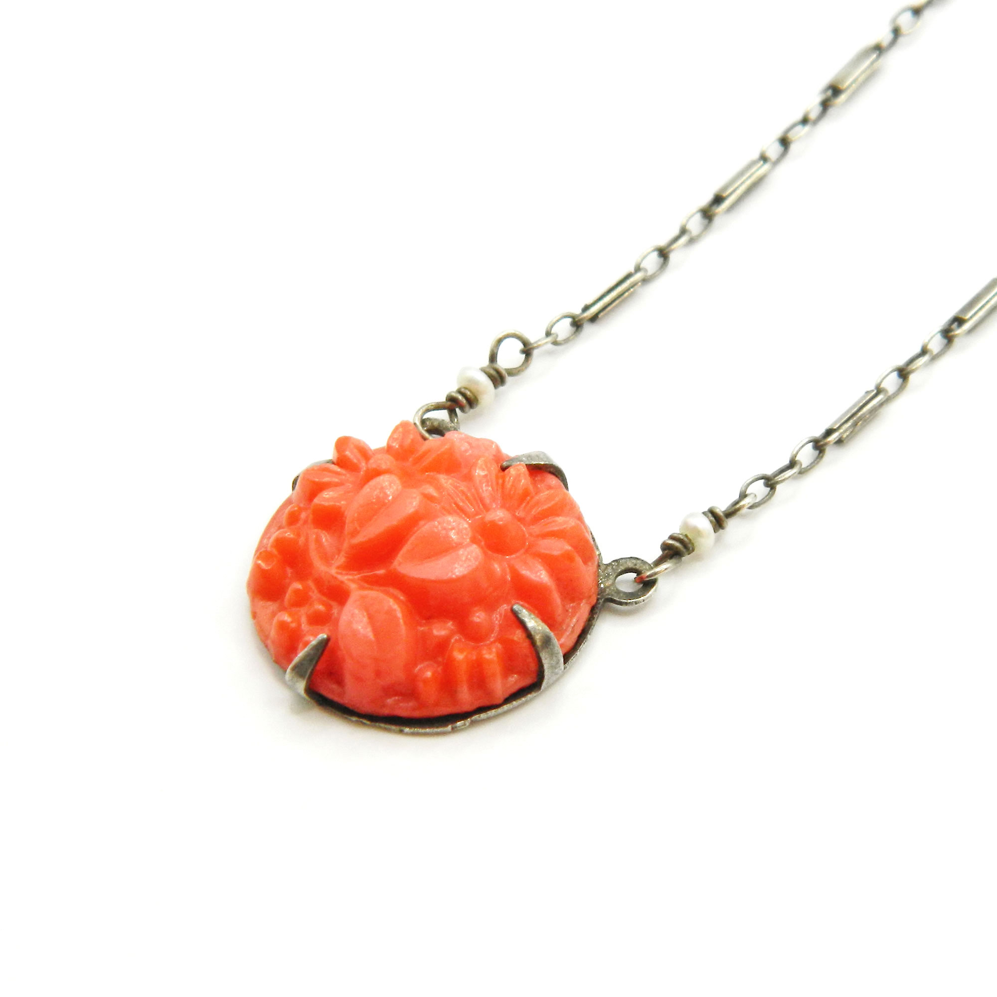 Art Deco silver pendant necklace