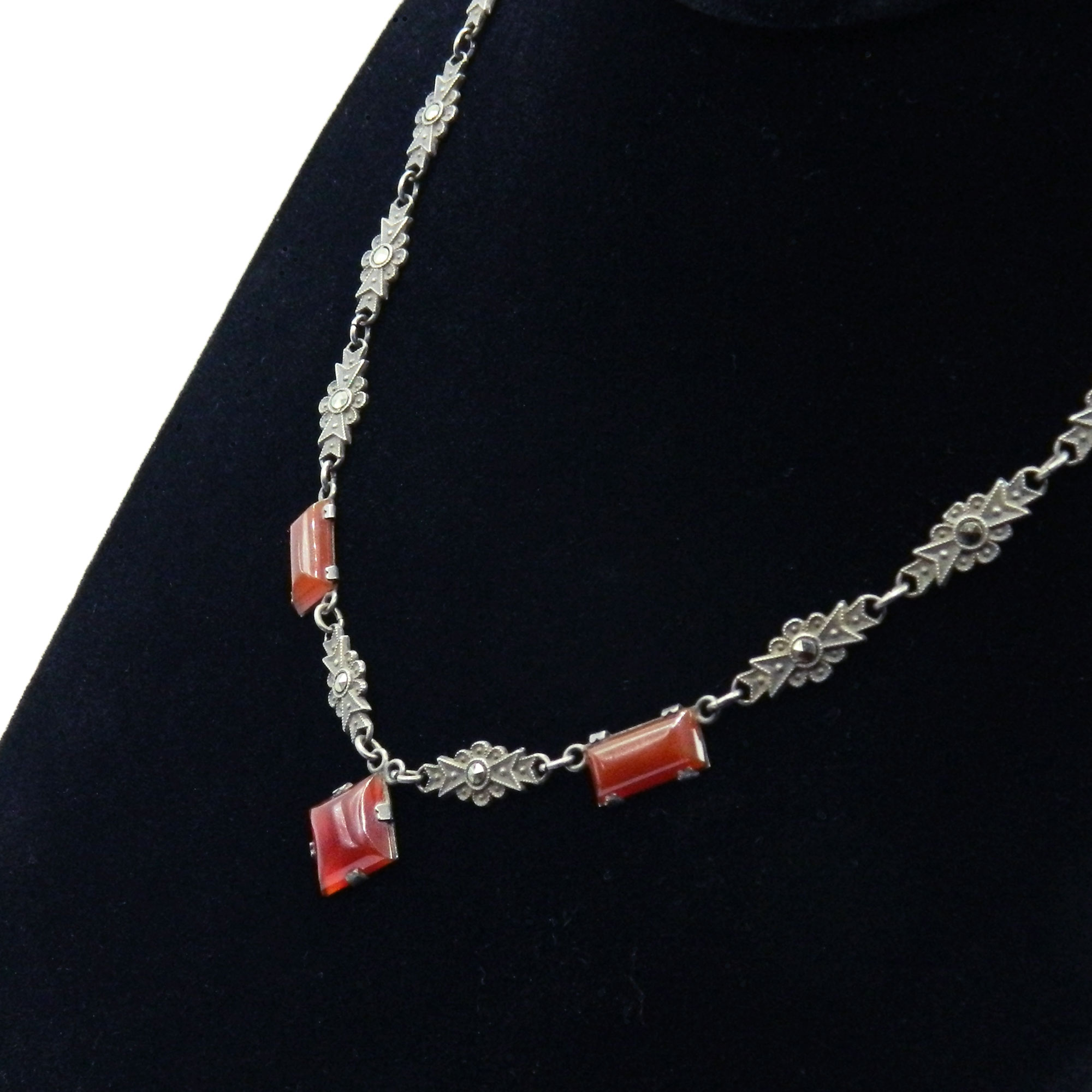 1920s Art Deco pendant necklace